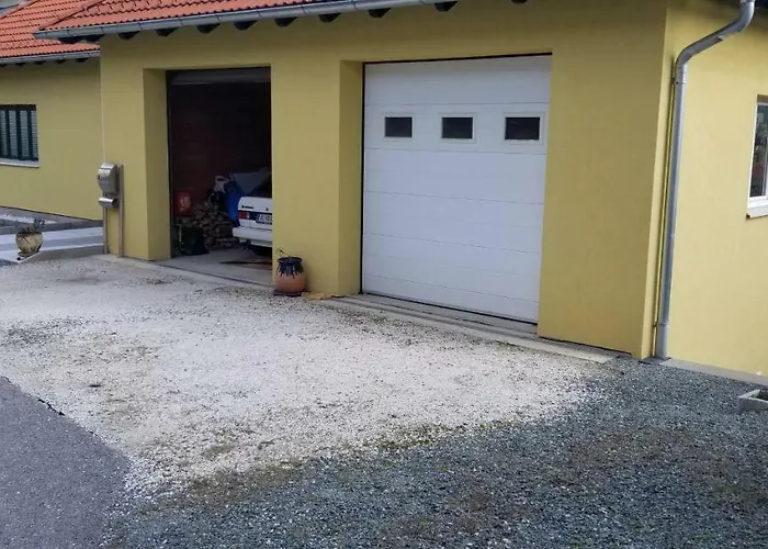 Haus Falkenstein * Moosburg